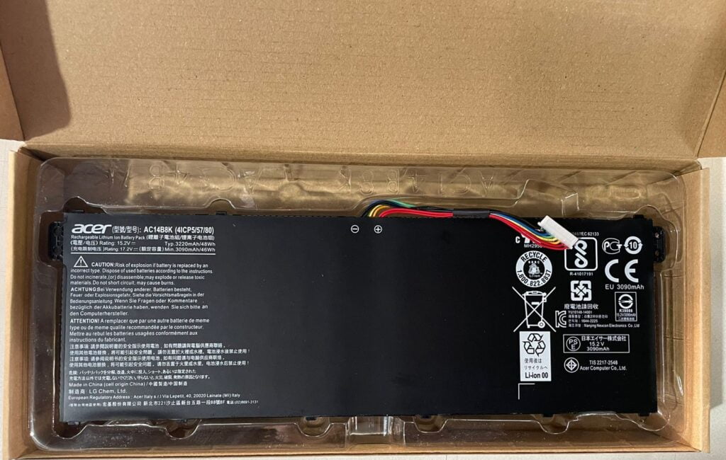 Acer AC14B8K battery